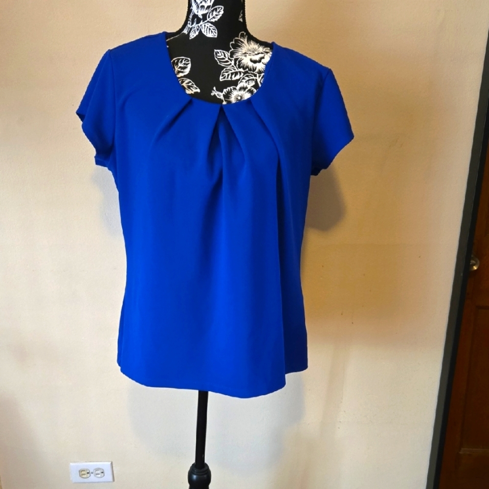 Womens Size Large Liz Claiborne Elegant Royal Blue Women's Top